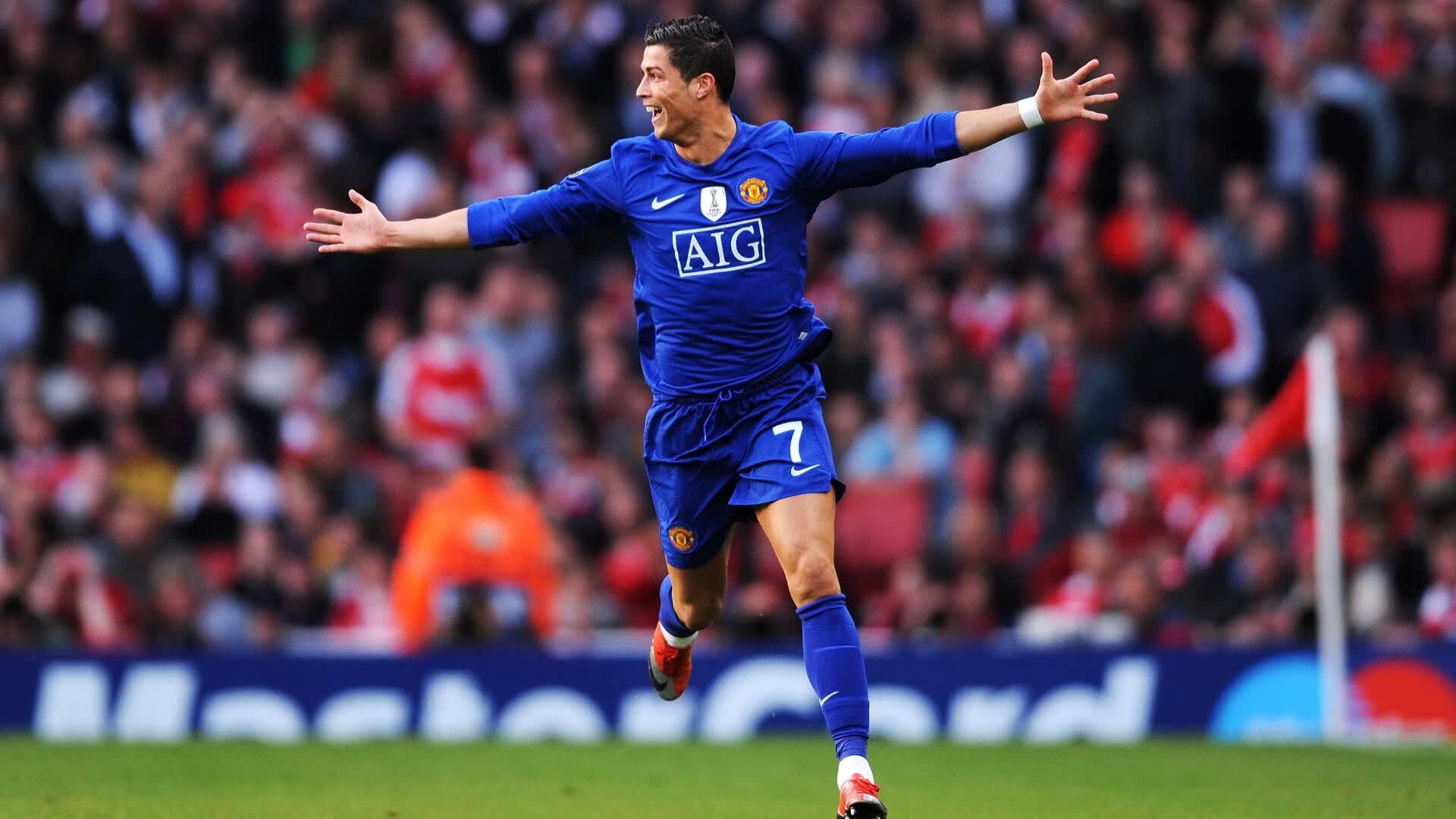 Ming十五赛季封神一战，巴黎圣日耳曼球迷沸腾